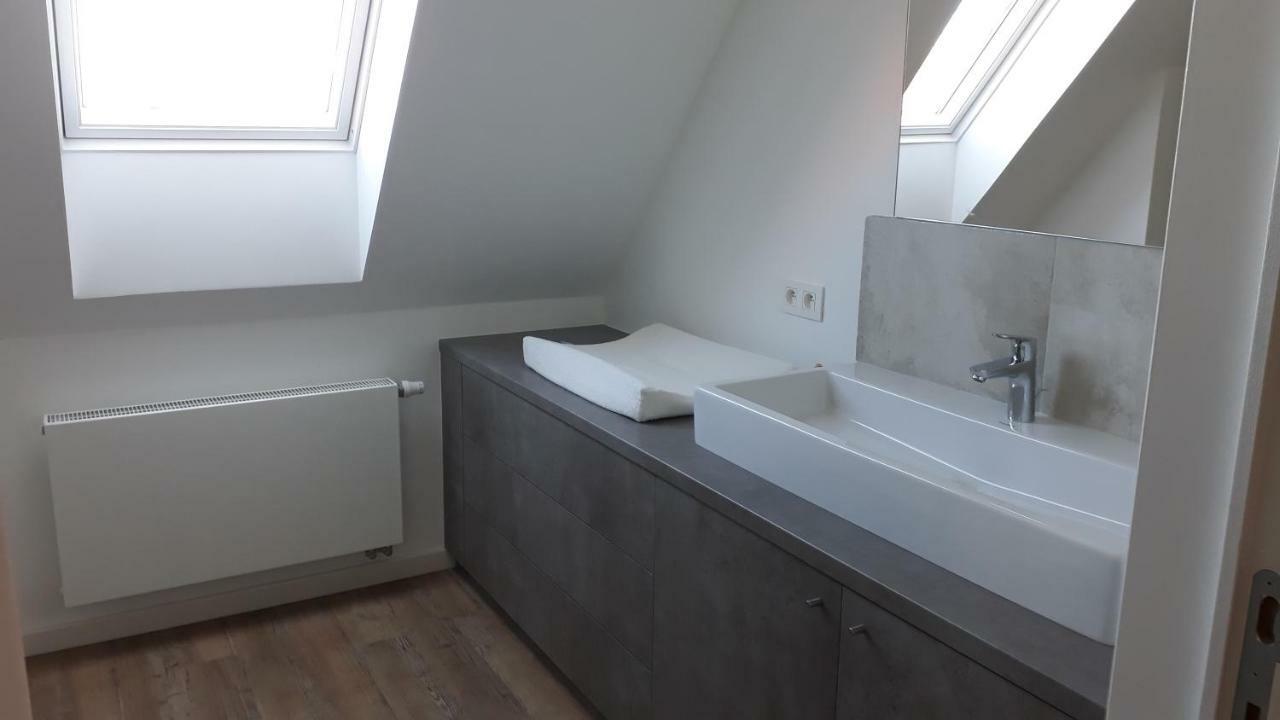 Florentinus Met Hottub, Afgesloten Tuin En Overdekt Terras Holiday home Veurne